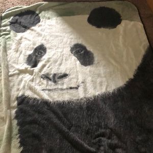 A panda blanket